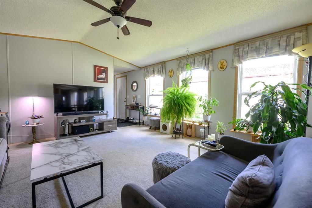 8505 90A Street - Photo 4
