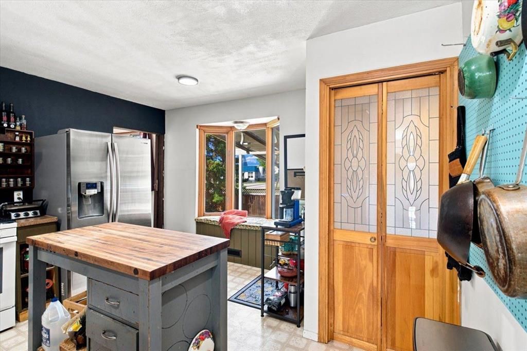 1121 5 Avenue  - Photo 11