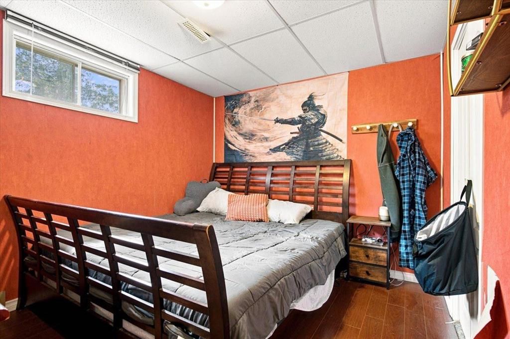1121 5 Avenue  - Photo 21