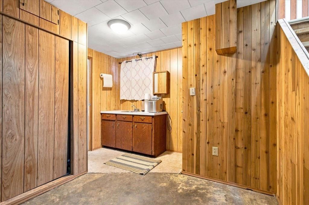 1121 5 Avenue  - Photo 22