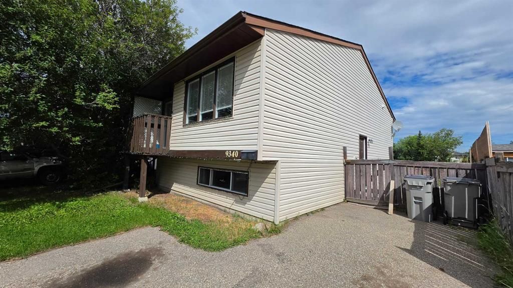 9340 67 Avenue - Photo 1
