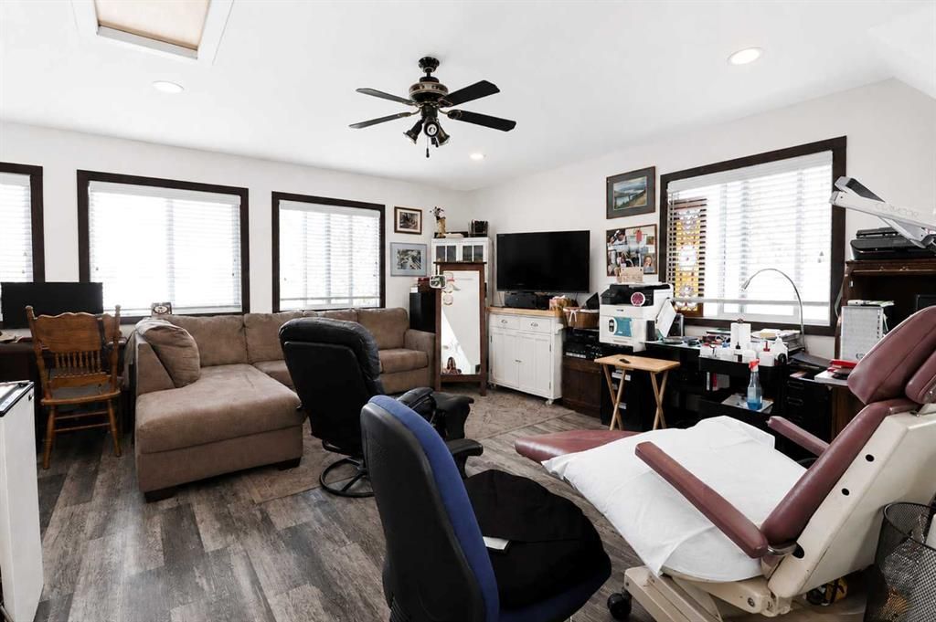 10118 96 Avenue   - Photo 33