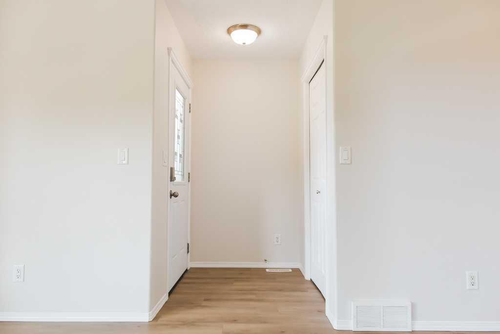 6221 91 Street  - Photo 10