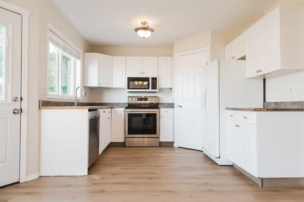 6221 91 Street  - Photo 4