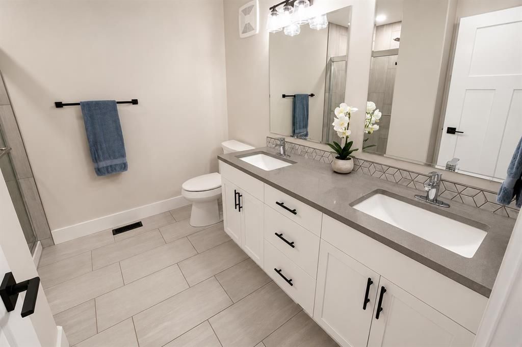 10725 150 Avenue  - Photo 19