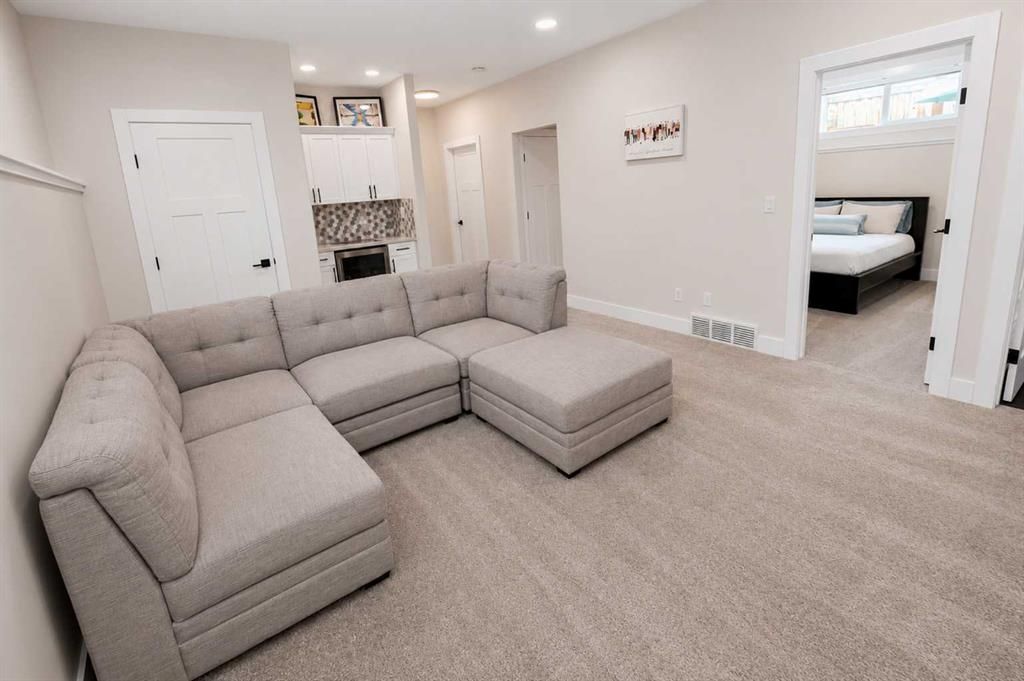 10725 150 Avenue  - Photo 23