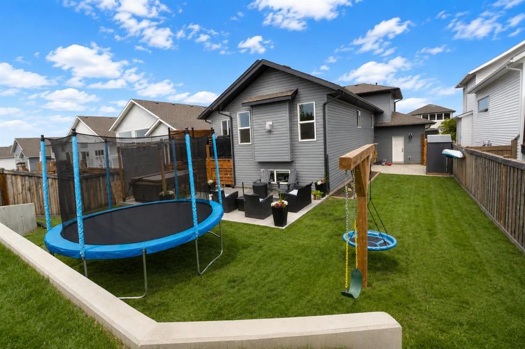 10725 150 Avenue  - Photo 31