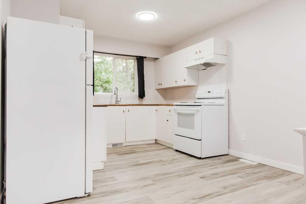 10031 80 Avenue  - Photo 10