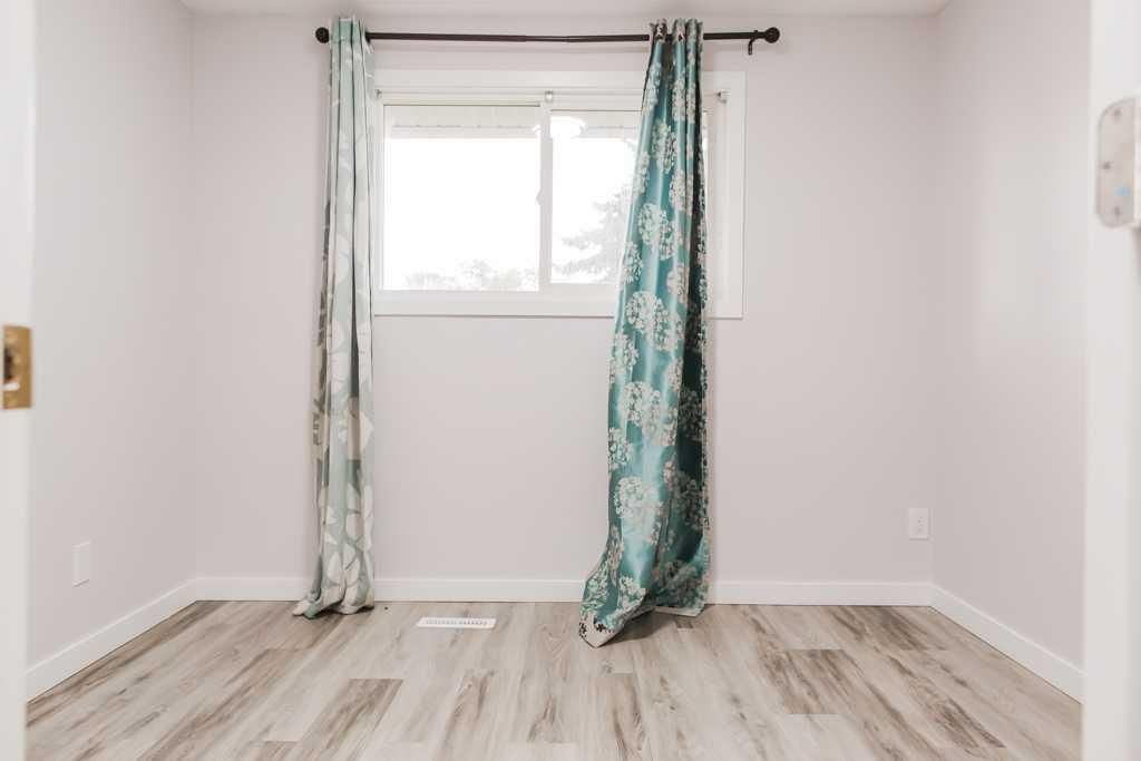 10031 80 Avenue  - Photo 20