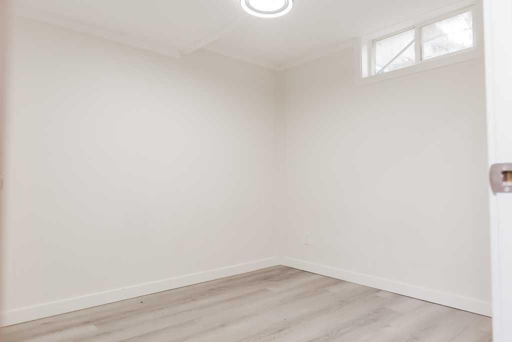 10031 80 Avenue  - Photo 23