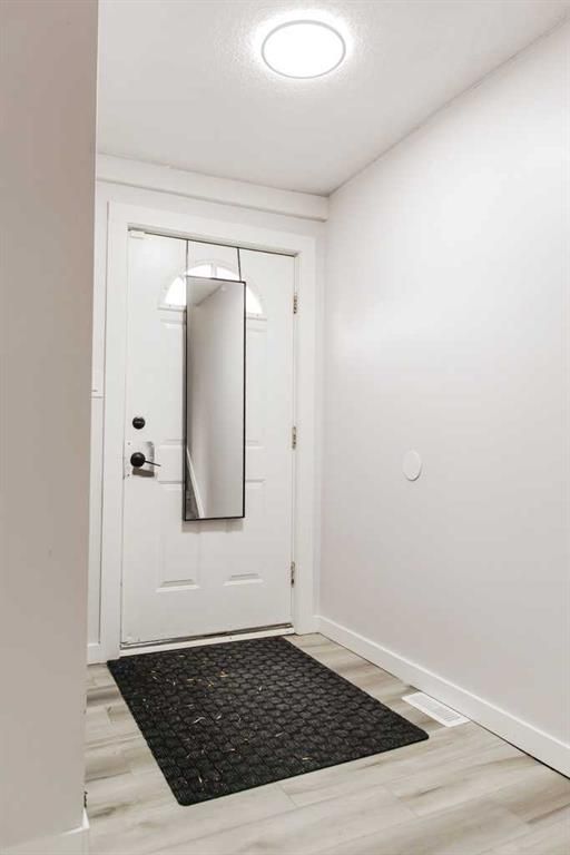 10031 80 Avenue - Photo 2