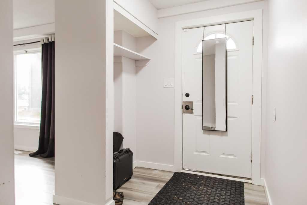 10031 80 Avenue - Photo 3