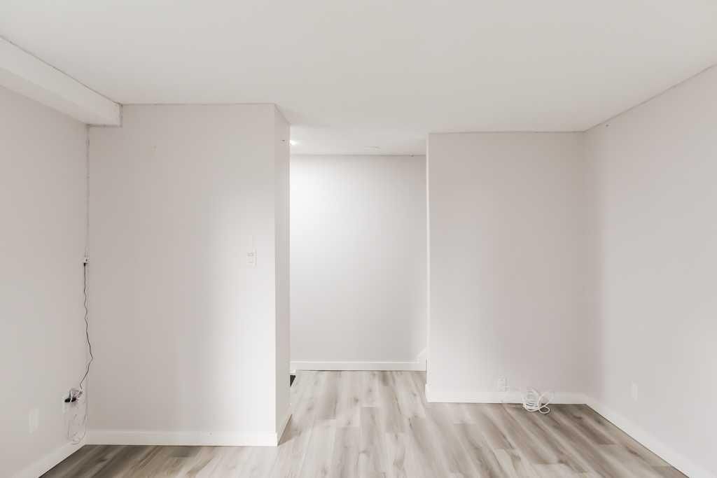 10031 80 Avenue - Photo 4