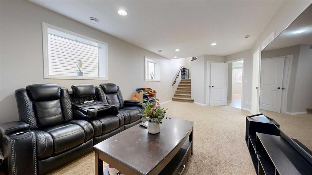9305 91 Street  - Photo 21