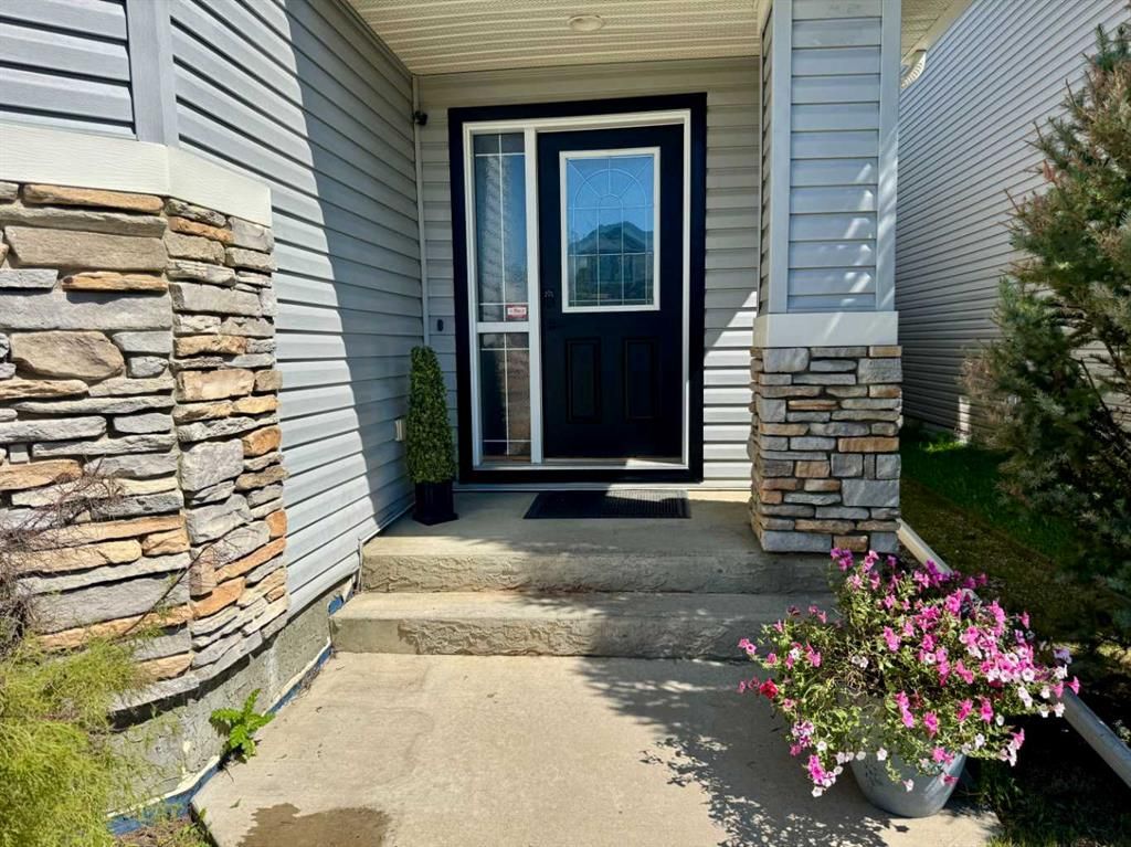 9305 91 Street  - Photo 3
