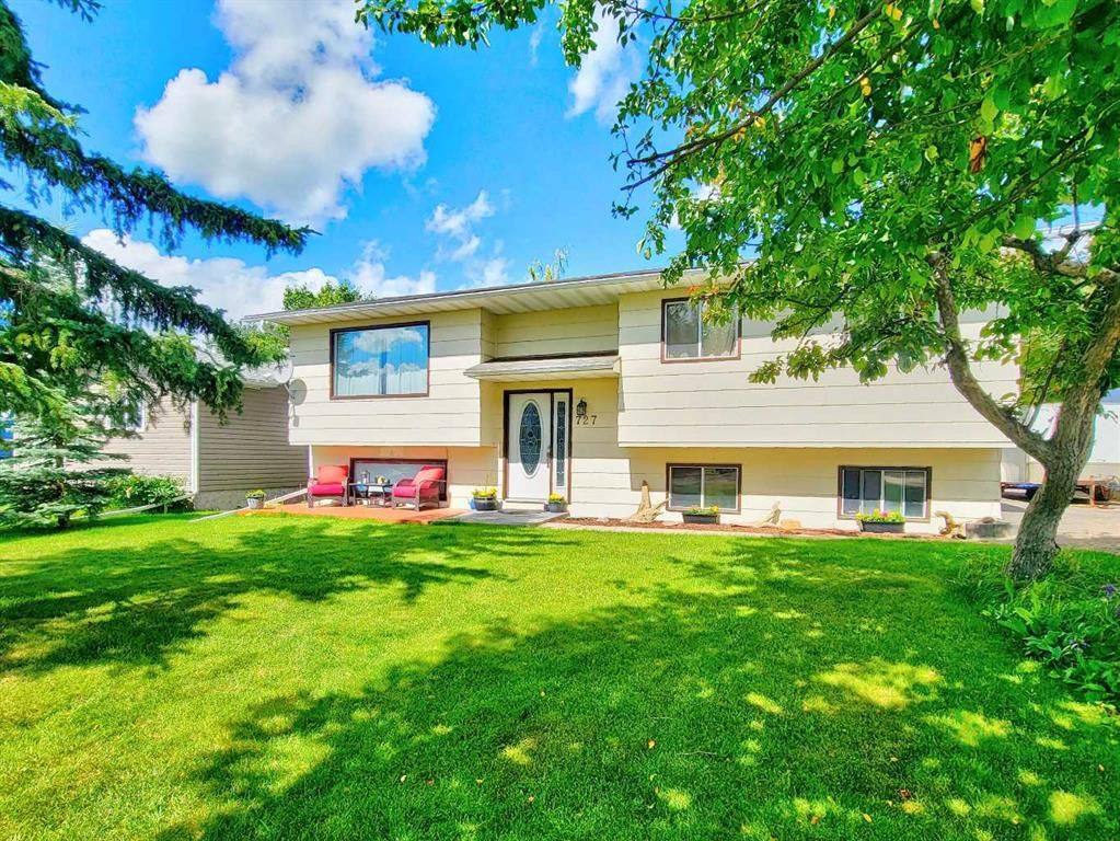 727 Oak Drive  - Photo 4