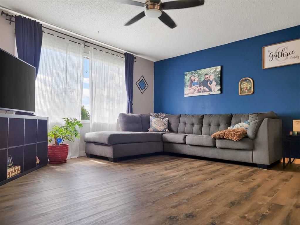 727 Oak Drive  - Photo 9
