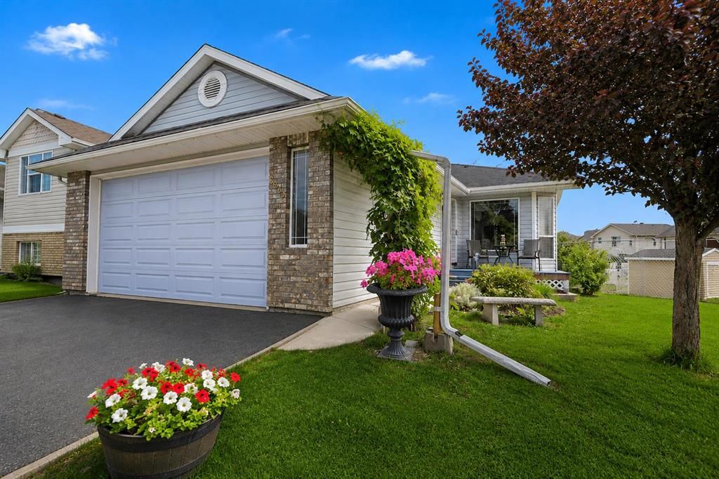 6029 89 Street  - Photo 1