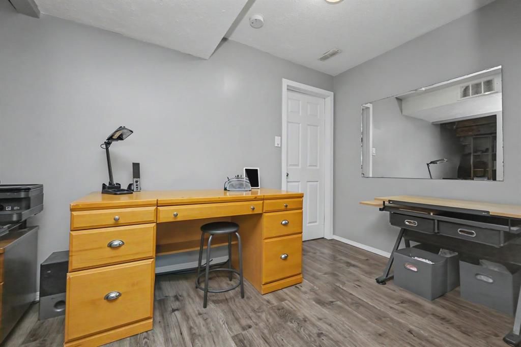 6029 89 Street  - Photo 29