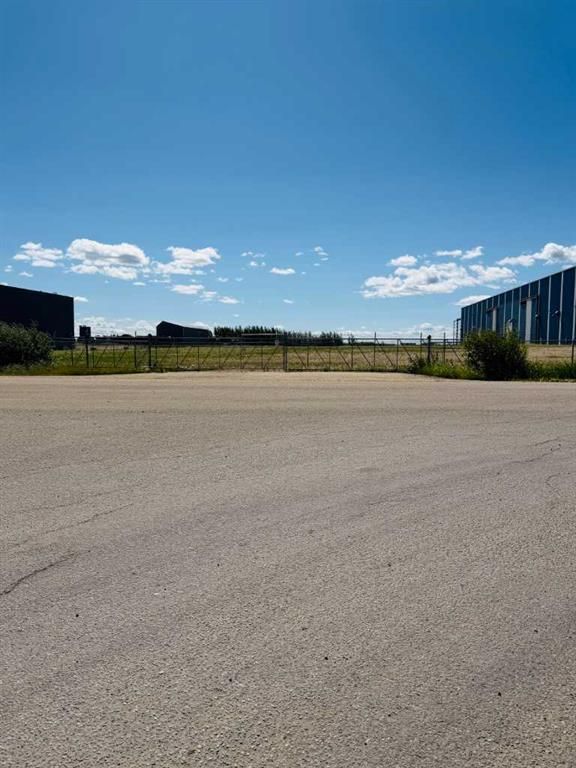 9101 150 Avenue - Photo 3