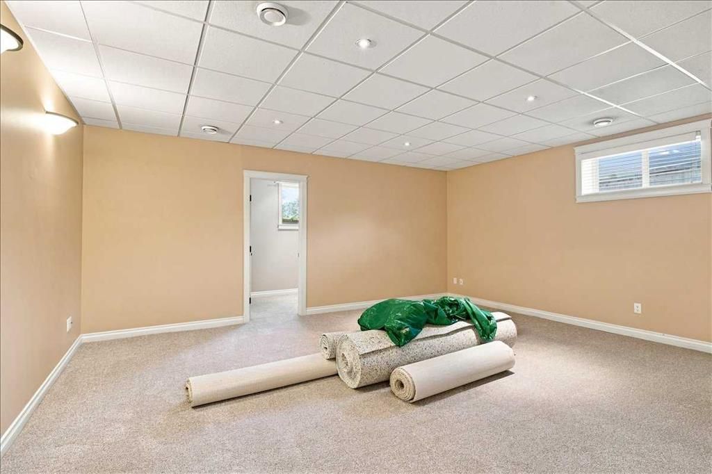 9335 Lakeshore Court   - Photo 33