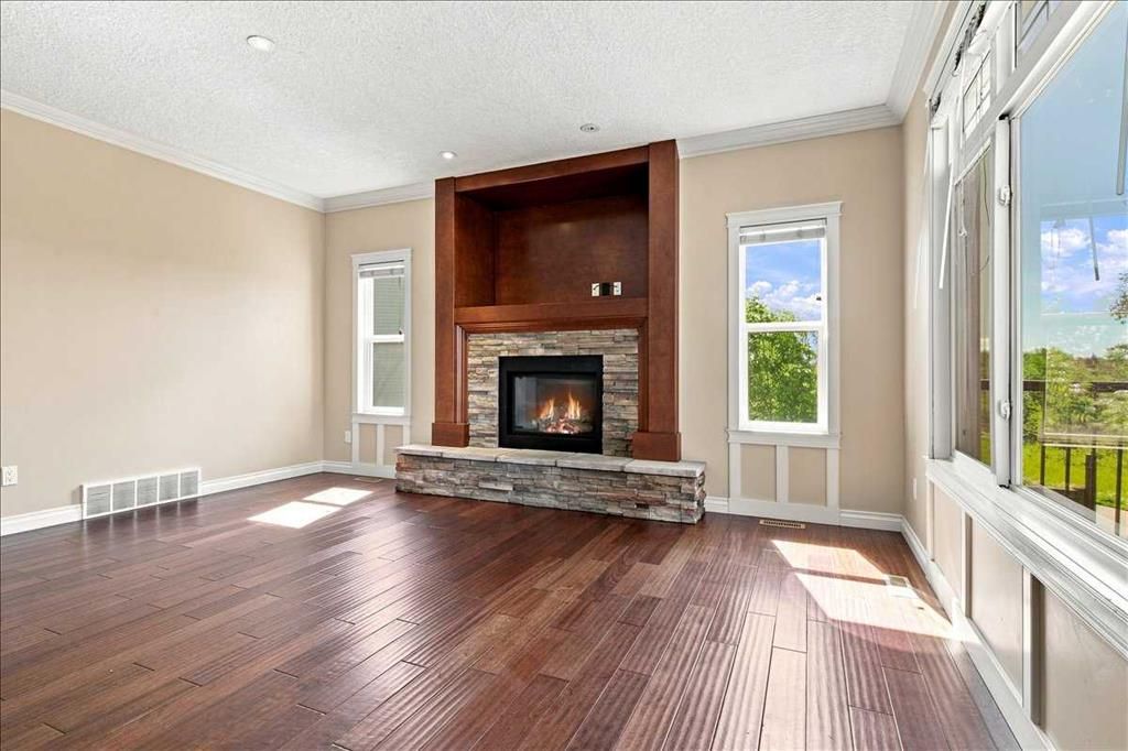 9335 Lakeshore Court   - Photo 8