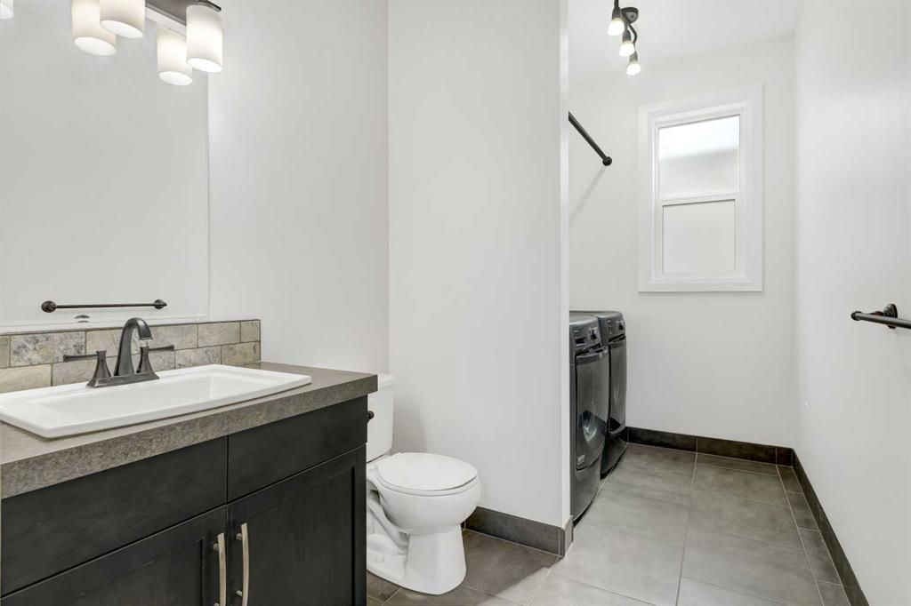 8006 112A Street  - Photo 12