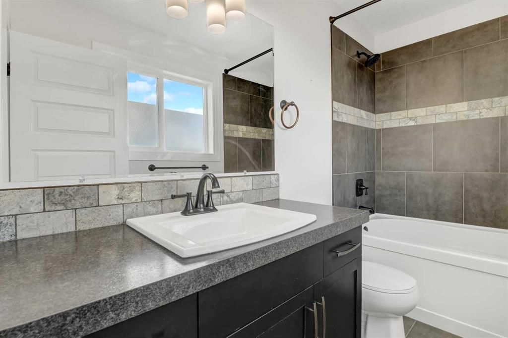 8006 112A Street  - Photo 20