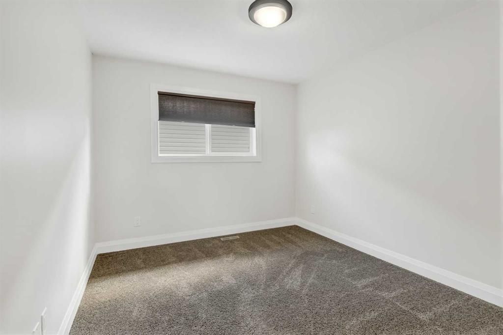 8006 112A Street  - Photo 22