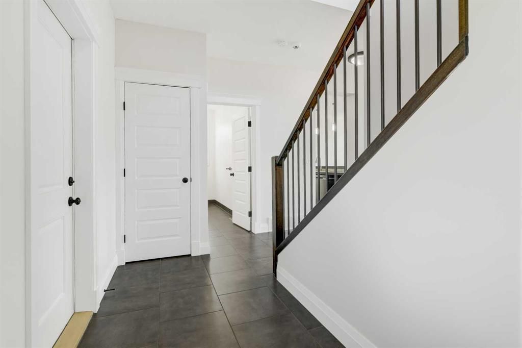 8006 112A Street  - Photo 3