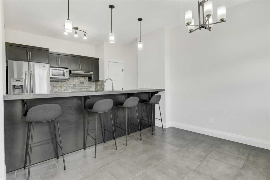 8006 112A Street  - Photo 9