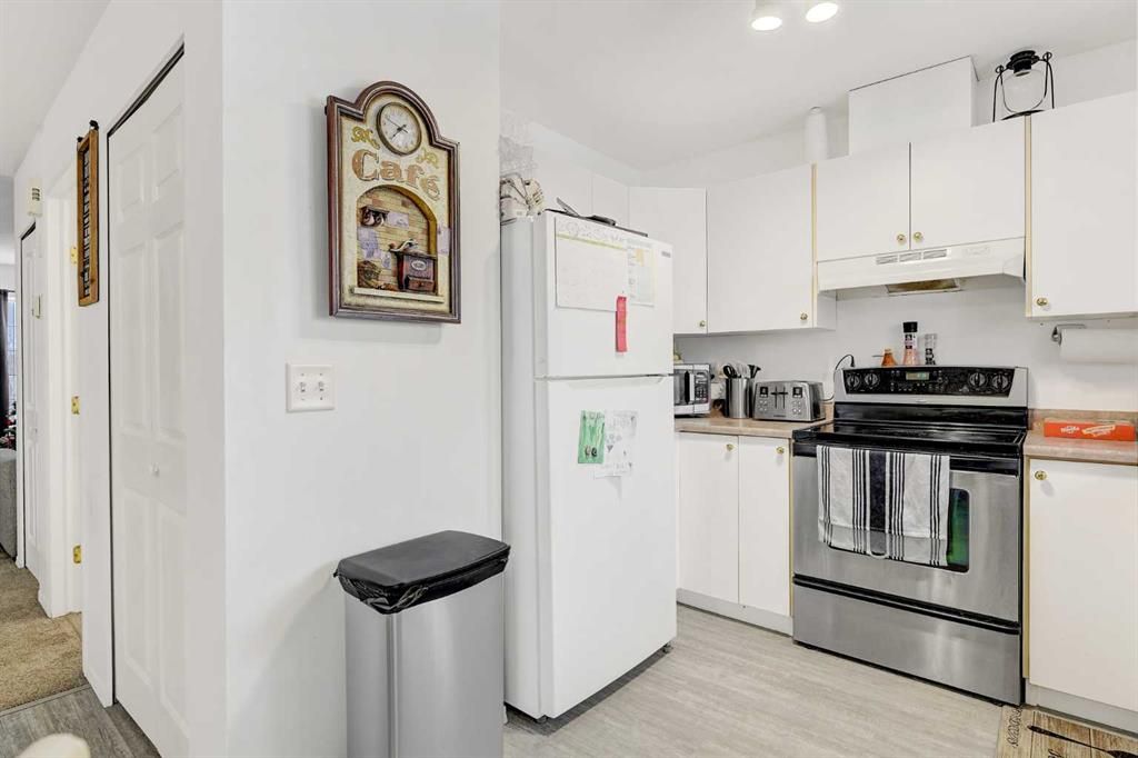 7209 105 Street  - Photo 9
