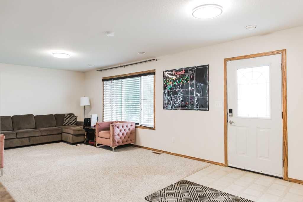 10027 105 Avenue  - Photo 11