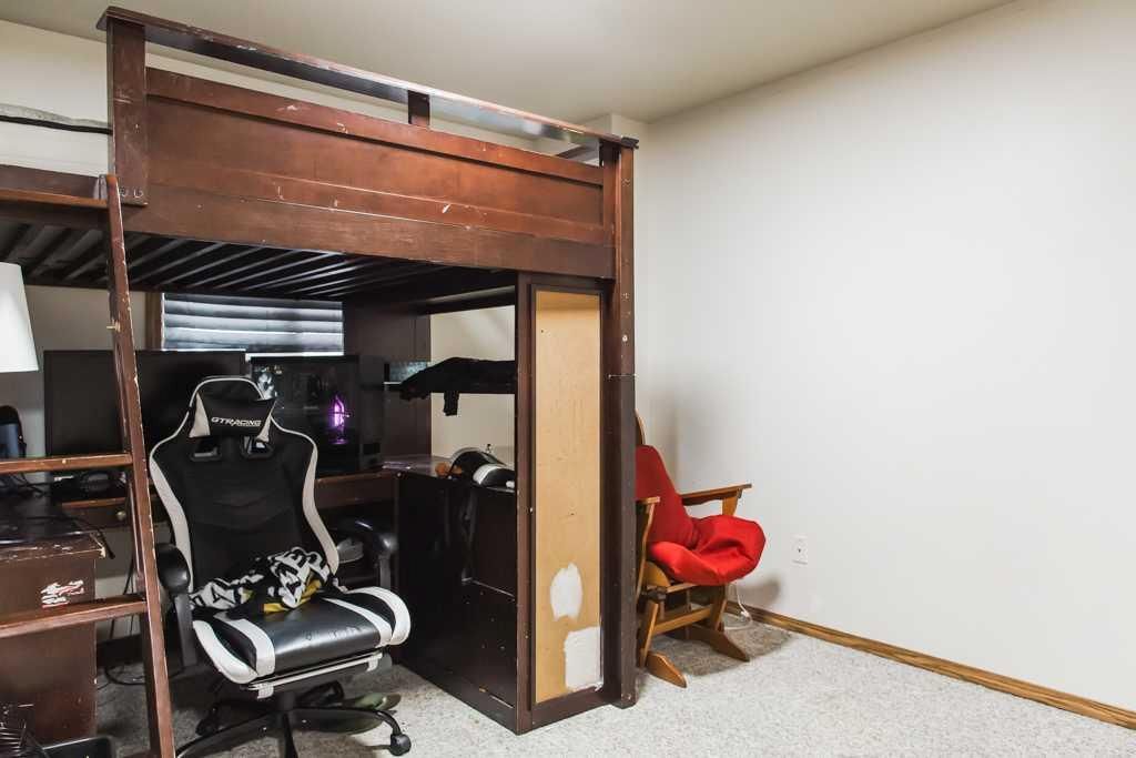 10027 105 Avenue  - Photo 16