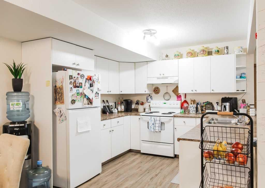 10027 105 Avenue  - Photo 22