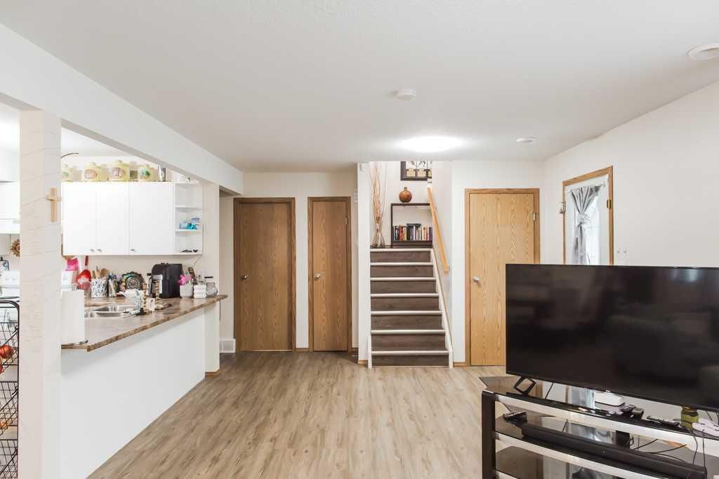 10027 105 Avenue  - Photo 31