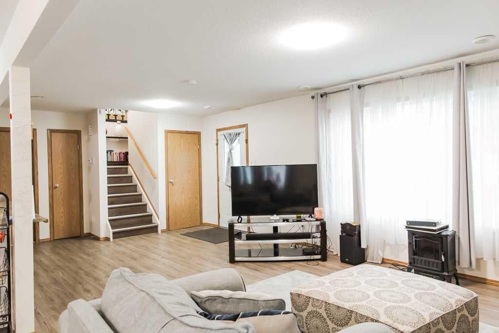 10027 105 Avenue  - Photo 32