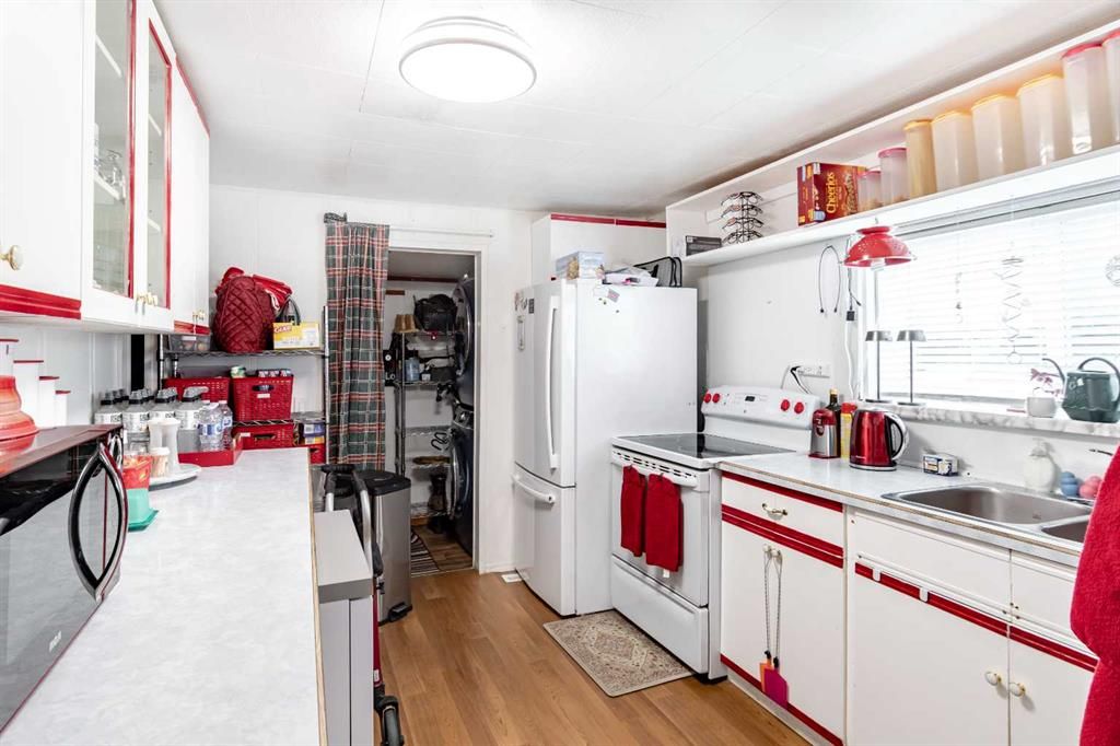 9324 101 Avenue  - Photo 9