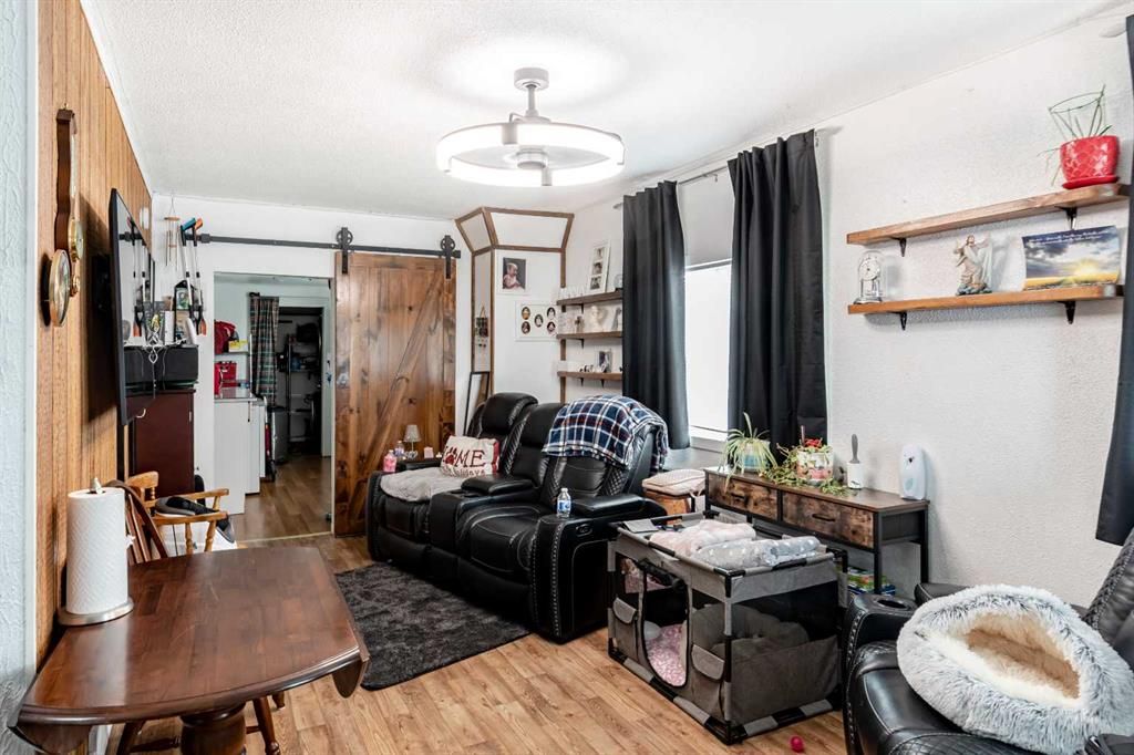 9324 101 Avenue  - Photo 2