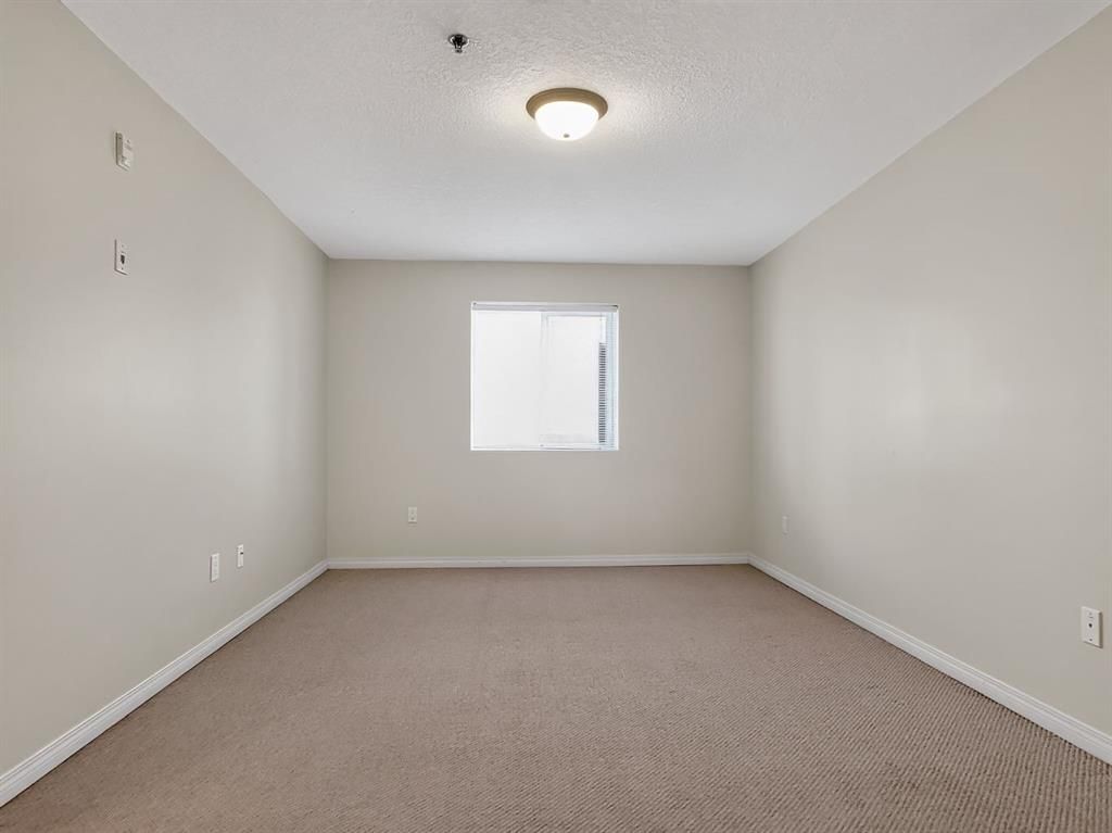 302, 9810 96 Street  - Photo 5
