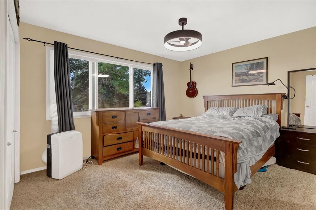 9708 77 Avenue  - Photo 15