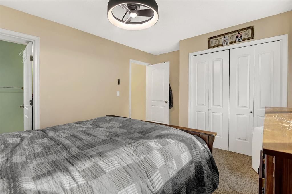 9708 77 Avenue  - Photo 17
