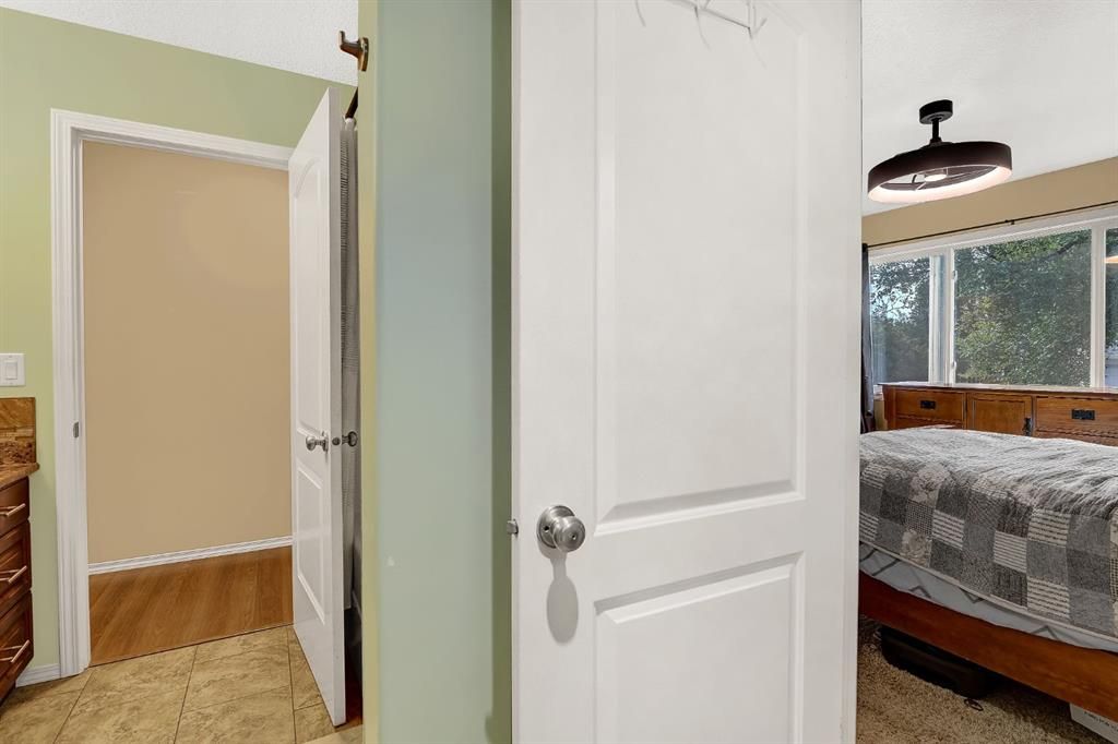9708 77 Avenue  - Photo 19