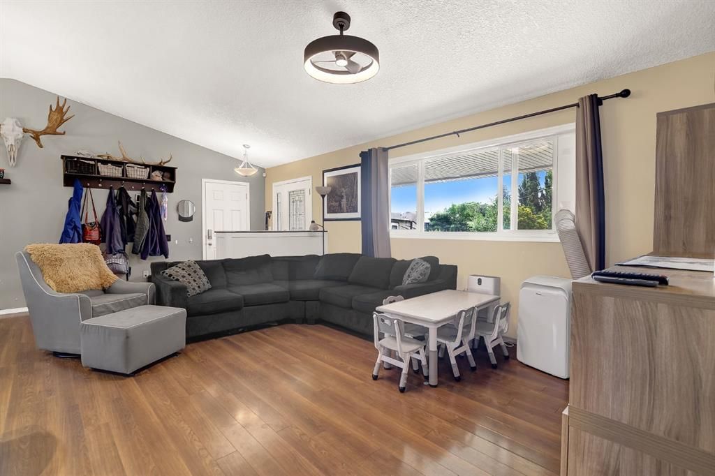 9708 77 Avenue  - Photo 6