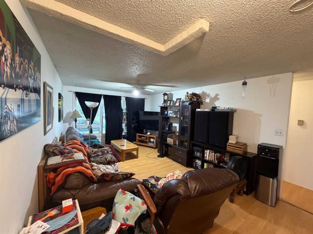 9835 96 Avenue  - Photo 6