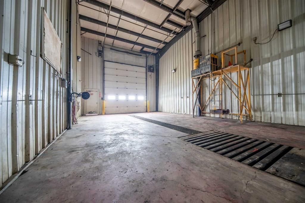 8704 99 Street  - Photo 17