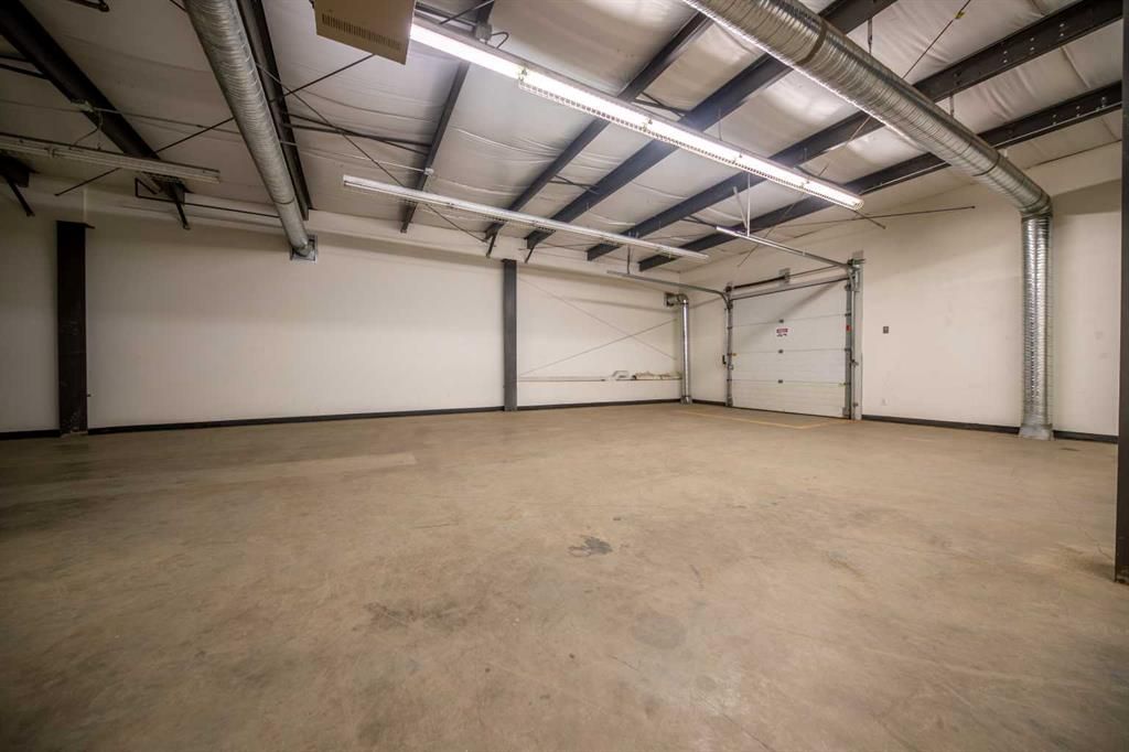 8704 99 Street  - Photo 20