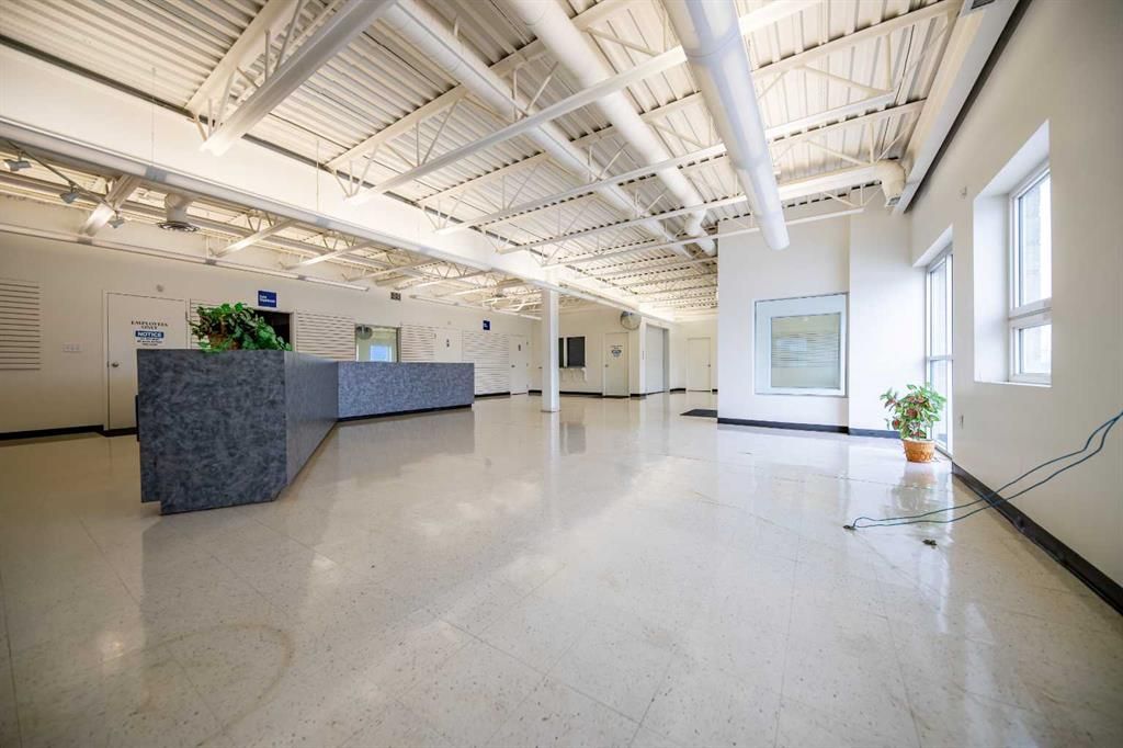 8704 99 Street  - Photo 6