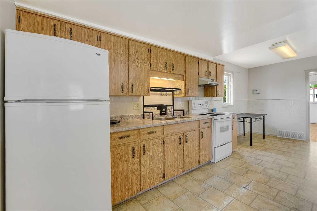 10115 110 Avenue  - Photo 12