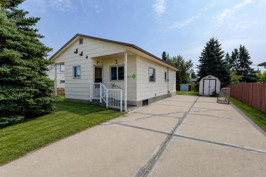 10115 110 Avenue  - Photo 2